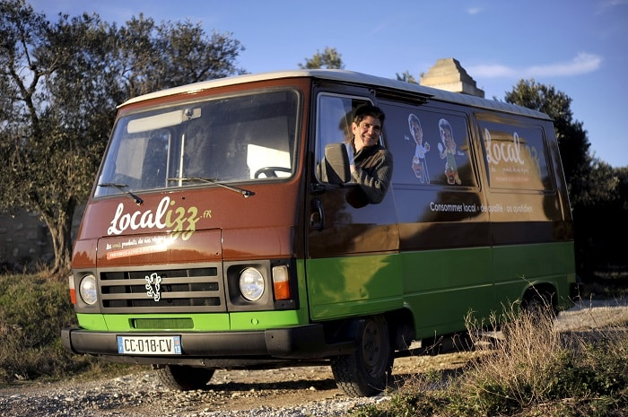 Investissement dans le premier entrepôt et le premier camion